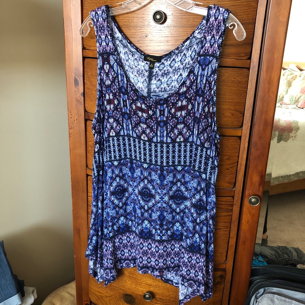 Blue geometric tank top